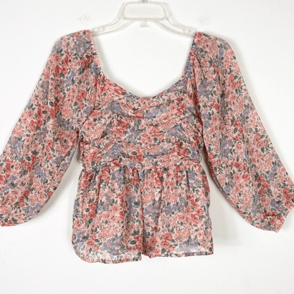 American Eagle flowy floral blouse puff sleeves size XS excellent condition - Picture 2 of 4